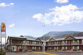  Super 8 by Wyndham Kamloops East  Камлупс 